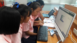 Kidbright 3D หุ่นไต่_180814_0024