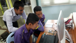 Kidbright 3D หุ่นไต่_180814_0037