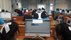 Kidbright 3D หุ่นไต่_180814_0049