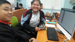 Kidbright 3D หุ่นไต่_180814_0057