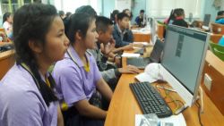Kidbright 3D หุ่นไต่_180814_0072