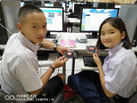 Kidbright 3D หุ่นไต่_180814_0093